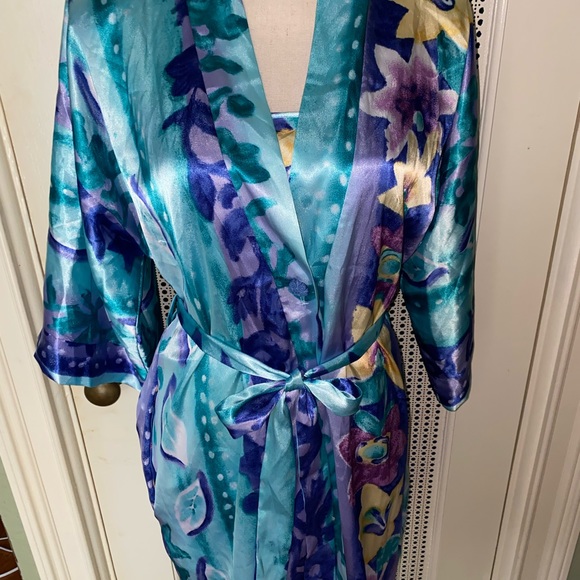 Vintage California Dynasty Nightgown Set - Picture 2 of 9